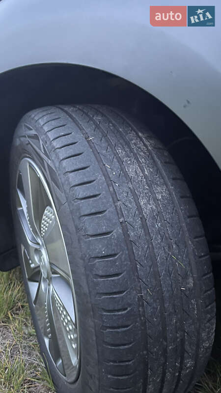 Внедорожник / Кроссовер Hyundai Kona 2019 в Сарнах