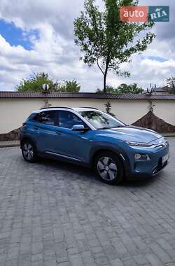 Внедорожник / Кроссовер Hyundai Kona 2018 в 