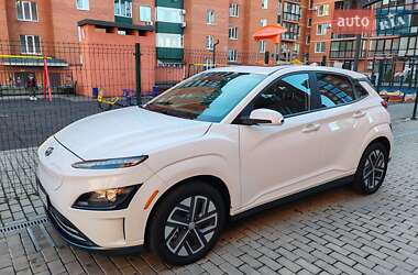 Позашляховик / Кросовер Hyundai Kona 2023 в Чернівцях