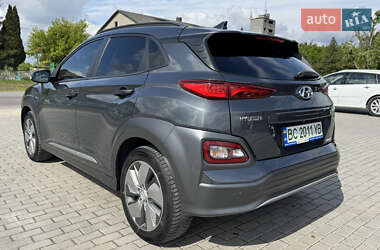 Позашляховик / Кросовер Hyundai Kona 2019 в 
