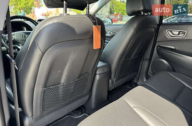Позашляховик / Кросовер Hyundai Kona 2019 в 