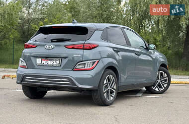 Внедорожник / Кроссовер Hyundai Kona 2022 в 