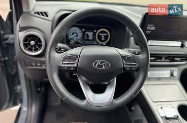 Внедорожник / Кроссовер Hyundai Kona 2022 в 