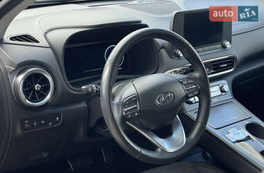 Позашляховик / Кросовер Hyundai Kona 2021 в 