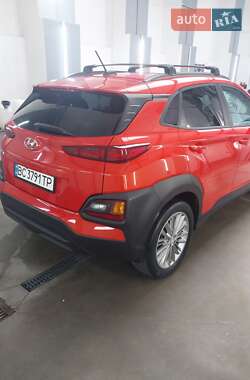 Позашляховик / Кросовер Hyundai Kona 2018 в 