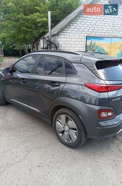 Внедорожник / Кроссовер Hyundai Kona 2019 в 