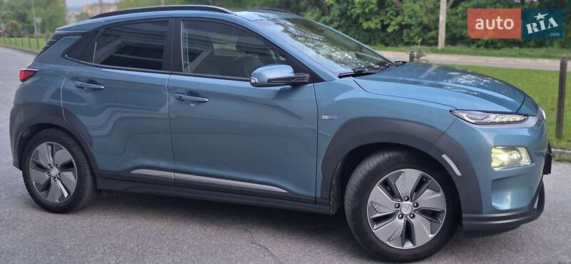 Внедорожник / Кроссовер Hyundai Kona 2019 в Львове