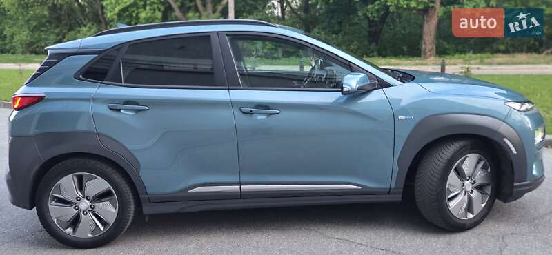Внедорожник / Кроссовер Hyundai Kona 2019 в Львове