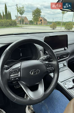Позашляховик / Кросовер Hyundai Kona 2020 в 