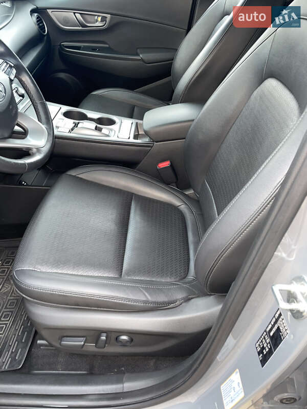 Внедорожник / Кроссовер Hyundai Kona 2020 в Буче
