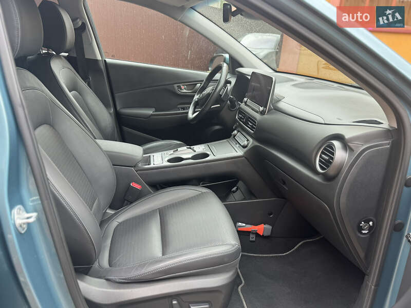 Внедорожник / Кроссовер Hyundai Kona 2020 в Ровно