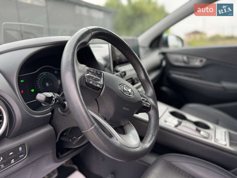 Внедорожник / Кроссовер Hyundai Kona 2020 в Ровно