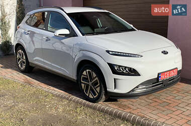 Внедорожник / Кроссовер Hyundai Kona 2021 в Львове