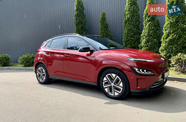 Позашляховик / Кросовер Hyundai Kona 2022 в 