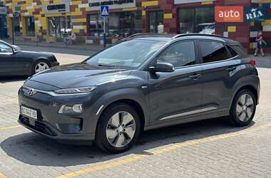 Позашляховик / Кросовер Hyundai Kona 2018 в Львові