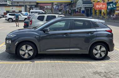Внедорожник / Кроссовер Hyundai Kona 2018 в 