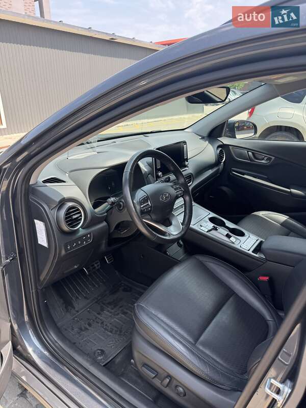 Внедорожник / Кроссовер Hyundai Kona 2018 в Львове