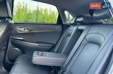 Внедорожник / Кроссовер Hyundai Kona 2020 в 