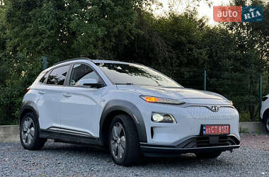 Внедорожник / Кроссовер Hyundai Kona 2020 в 