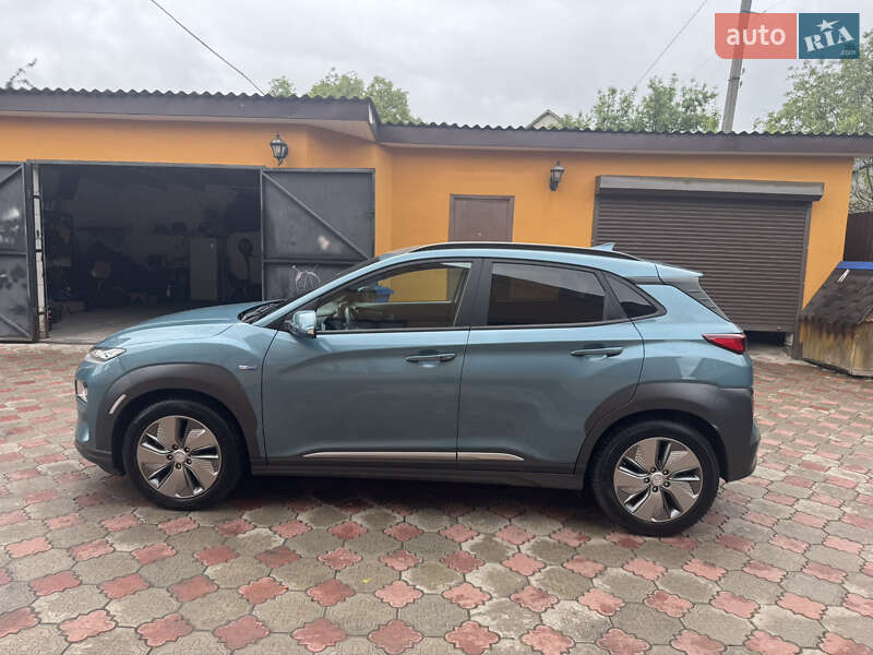 Внедорожник / Кроссовер Hyundai Kona 2019 в Ровно