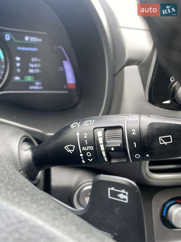 Внедорожник / Кроссовер Hyundai Kona 2020 в Калуше