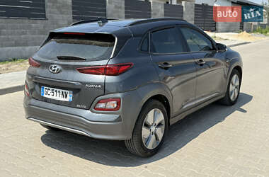 Внедорожник / Кроссовер Hyundai Kona 2020 в 
