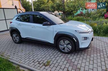 Внедорожник / Кроссовер Hyundai Kona 2019 в Киеве