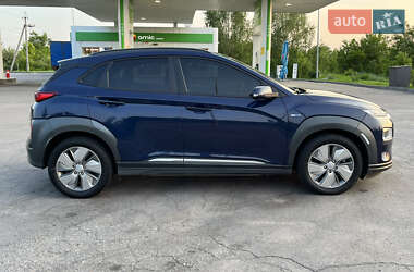 Позашляховик / Кросовер Hyundai Kona 2020 в 