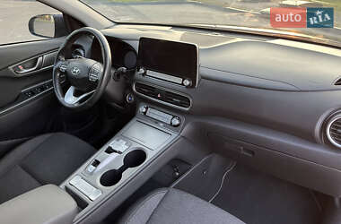 Позашляховик / Кросовер Hyundai Kona 2020 в 