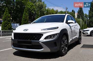Позашляховик / Кросовер Hyundai Kona 2022 в 