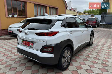 Внедорожник / Кроссовер Hyundai Kona 2019 в 