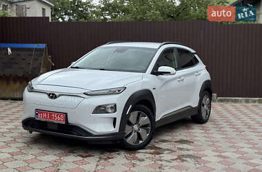 Внедорожник / Кроссовер Hyundai Kona 2019 в 