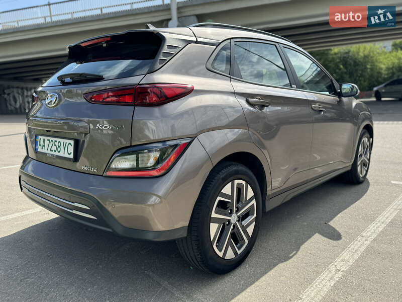 Позашляховик / Кросовер Hyundai Kona 2021 в Києві
