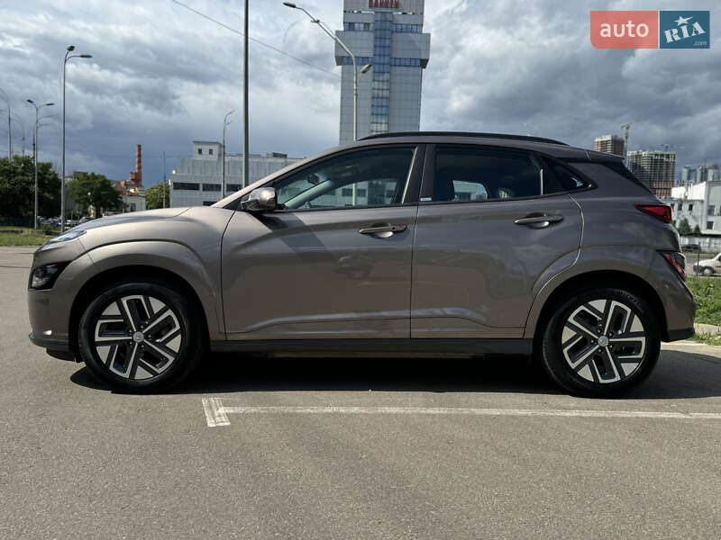 Позашляховик / Кросовер Hyundai Kona 2021 в Києві