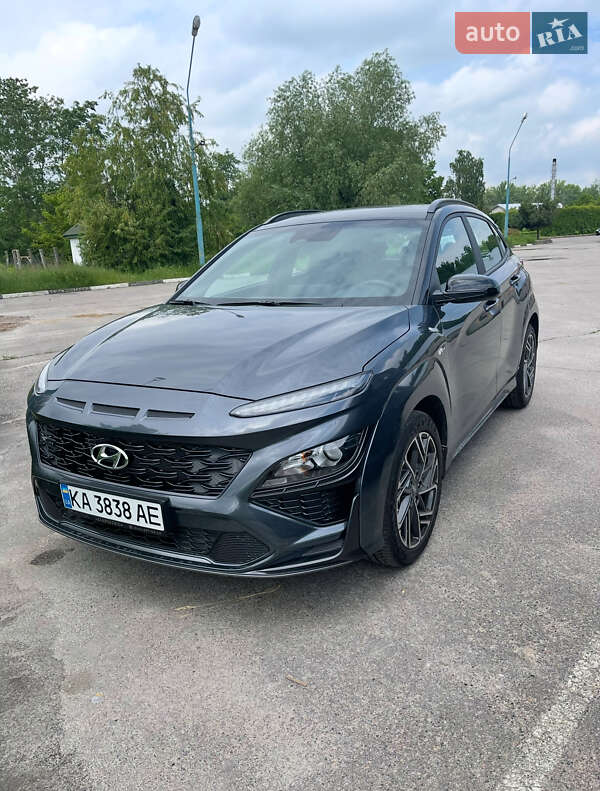 Внедорожник / Кроссовер Hyundai Kona 2021 в 
