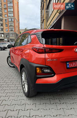 Внедорожник / Кроссовер Hyundai Kona 2019 в 