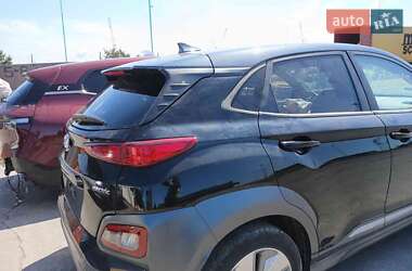 Позашляховик / Кросовер Hyundai Kona 2021 в Старому Самборі