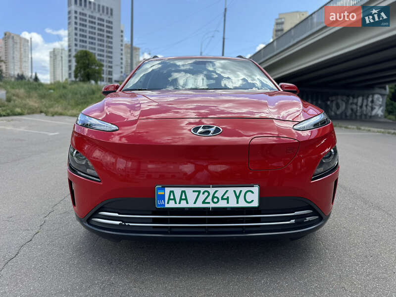 Внедорожник / Кроссовер Hyundai Kona 2022 в Киеве