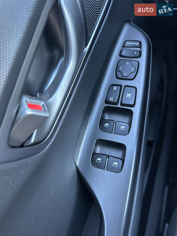 Внедорожник / Кроссовер Hyundai Kona 2019 в Виннице