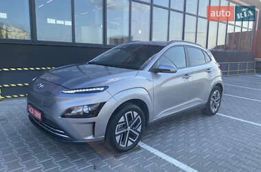 Внедорожник / Кроссовер Hyundai Kona 2022 в Тернополе