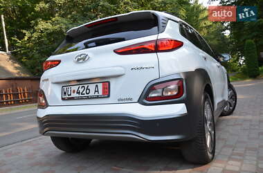 Позашляховик / Кросовер Hyundai Kona 2020 в 