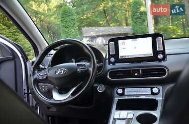 Позашляховик / Кросовер Hyundai Kona 2020 в 