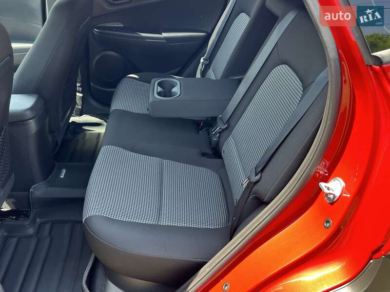 Внедорожник / Кроссовер Hyundai Kona 2018 в Днепре