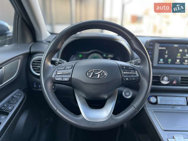 Внедорожник / Кроссовер Hyundai Kona 2020 в Львове