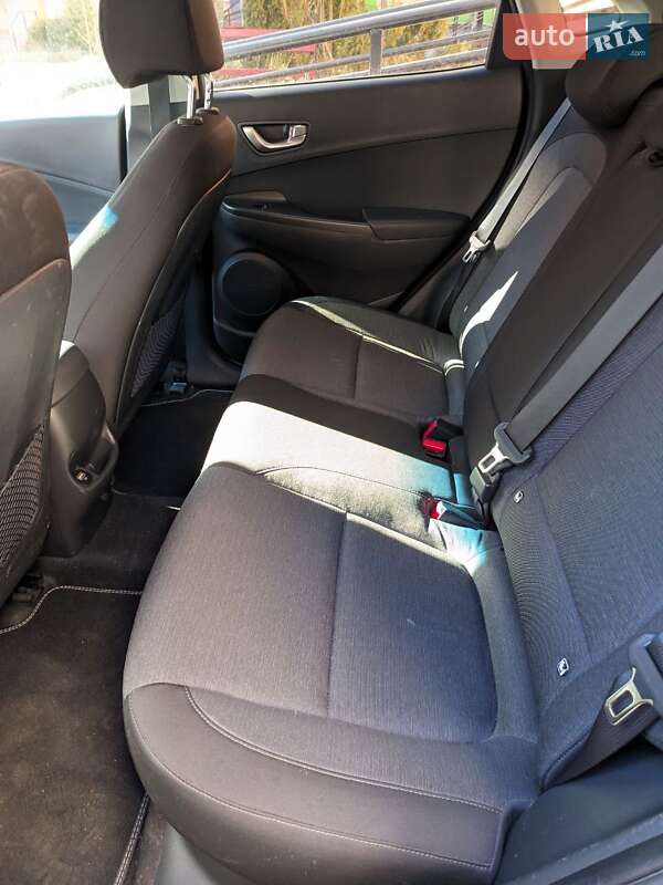 Внедорожник / Кроссовер Hyundai Kona 2020 в Виннице