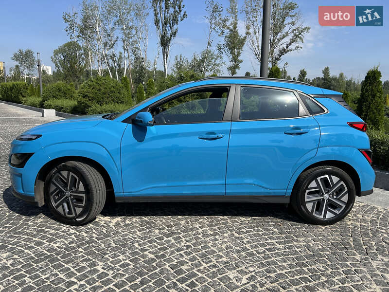 Внедорожник / Кроссовер Hyundai Kona 2022 в Днепре