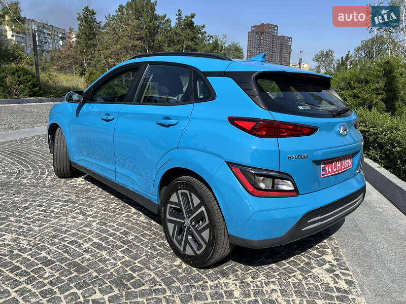 Внедорожник / Кроссовер Hyundai Kona 2022 в Днепре