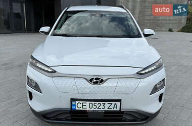 Внедорожник / Кроссовер Hyundai Kona 2018 в 