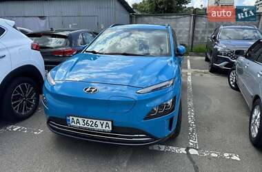Внедорожник / Кроссовер Hyundai Kona 2021 в Киеве