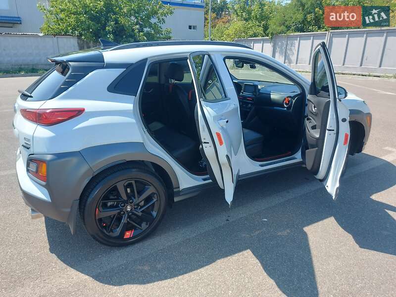 Внедорожник / Кроссовер Hyundai Kona 2019 в Харькове